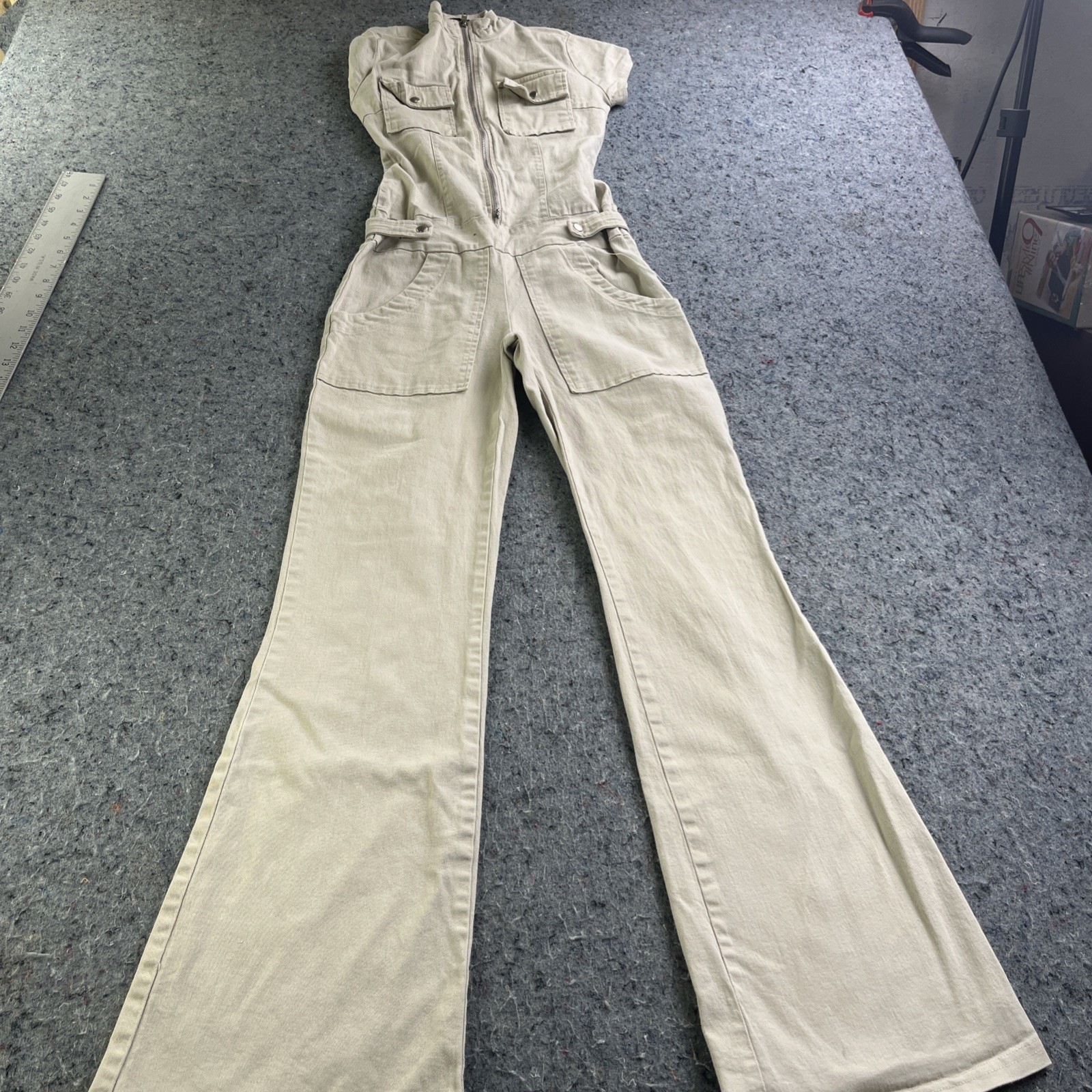 Von Moritz Khaki Fitted Jumpsuit XS Zip Front Cap Sleeve Made USA Spot