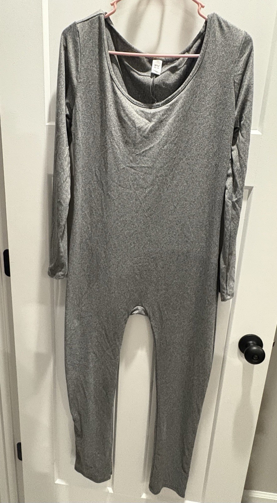 it’s Gray XL Women’s Long Sleeve Scoop Neck Jumpsuit Straight Leg Blended