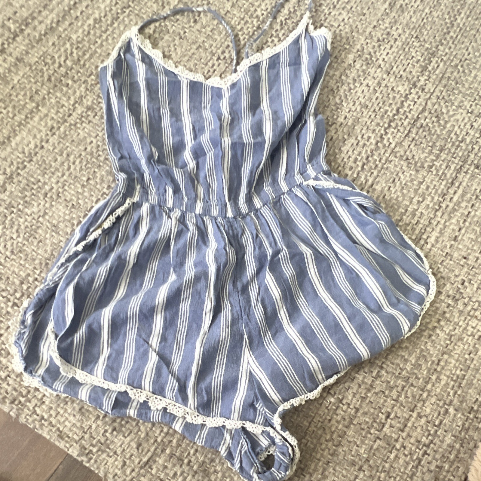 Abercrombie & Fitch XS Blue/White Striped Lace V-Neck Romper Tie Elastic