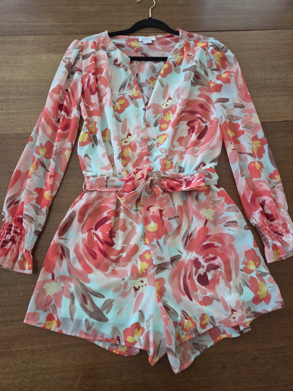 Fraiche By J Romper Women’s Medium Floral Long Sleeve Watercolors