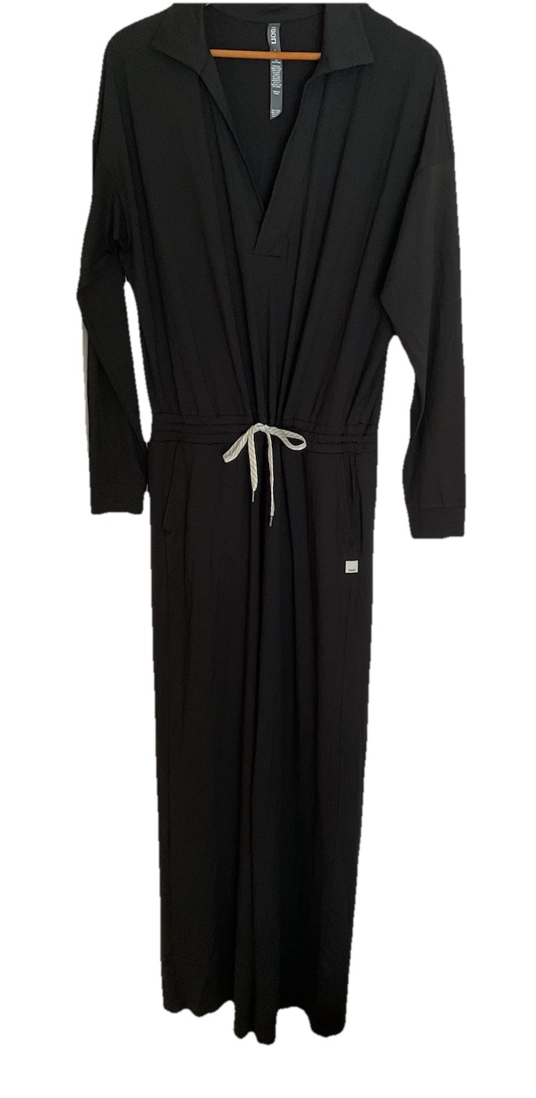 Vuori Women’s Lux Intentions Black Jumpsuit Sz L NWT $128 VW4021