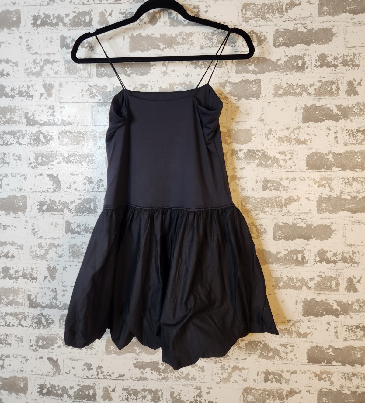 Forever 21 Solid Black Spaghetti Strap Square Neck Stretch Romper Size L