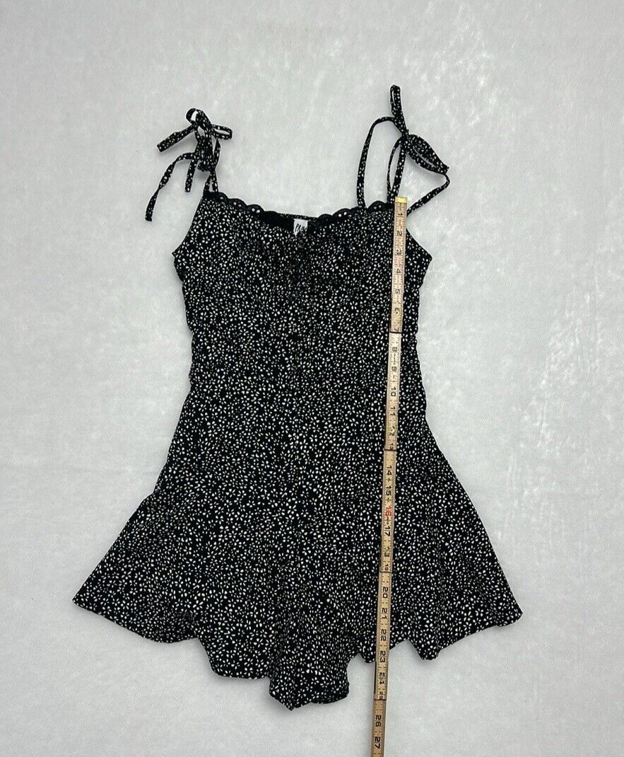 Princess Polly Rada Playsuit Black/White Romper Sz 4