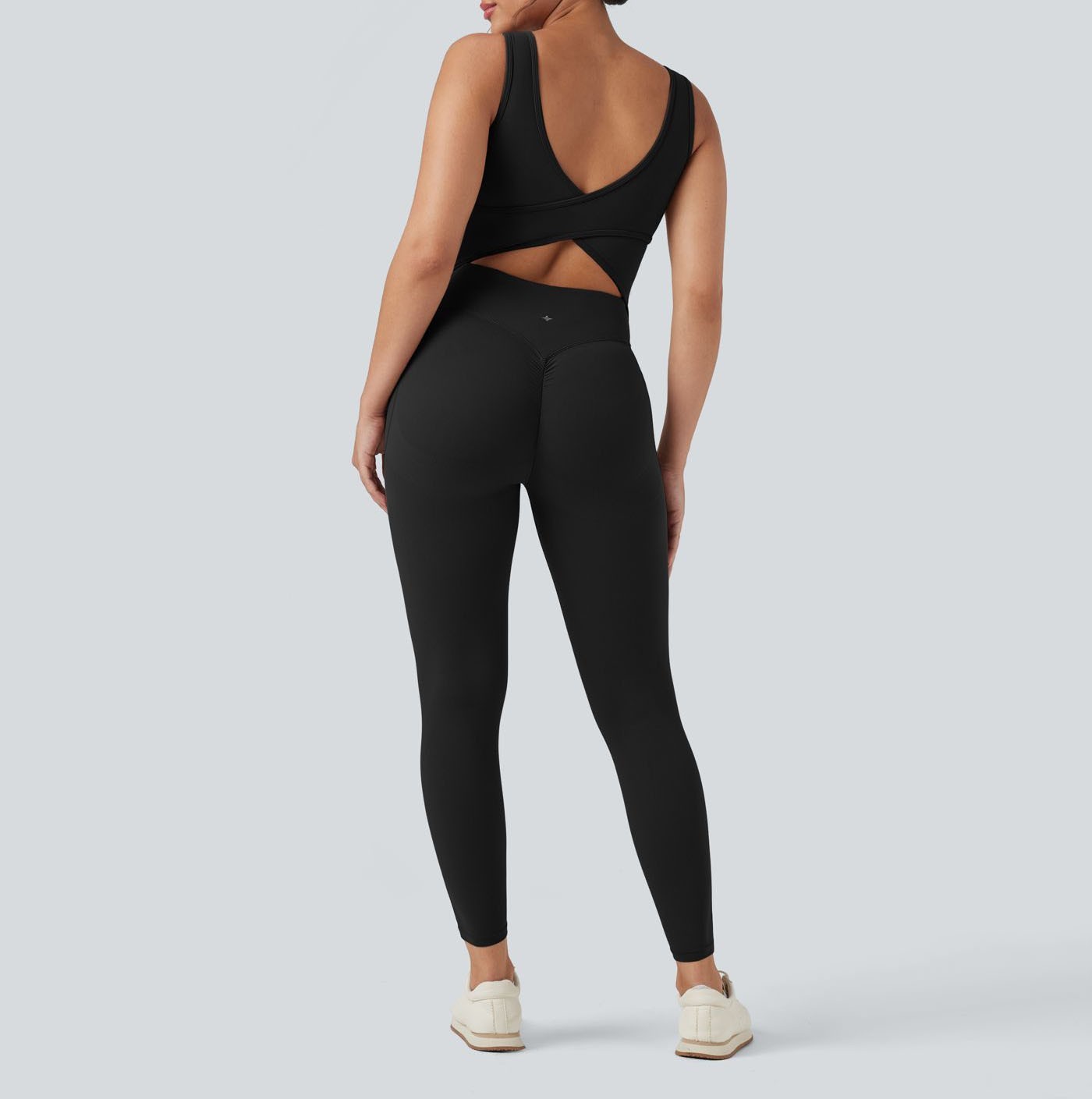 Halara UltraSculpt V Neck Butt Lifting Workout Jumpsuit with Pockets Size S 7/8