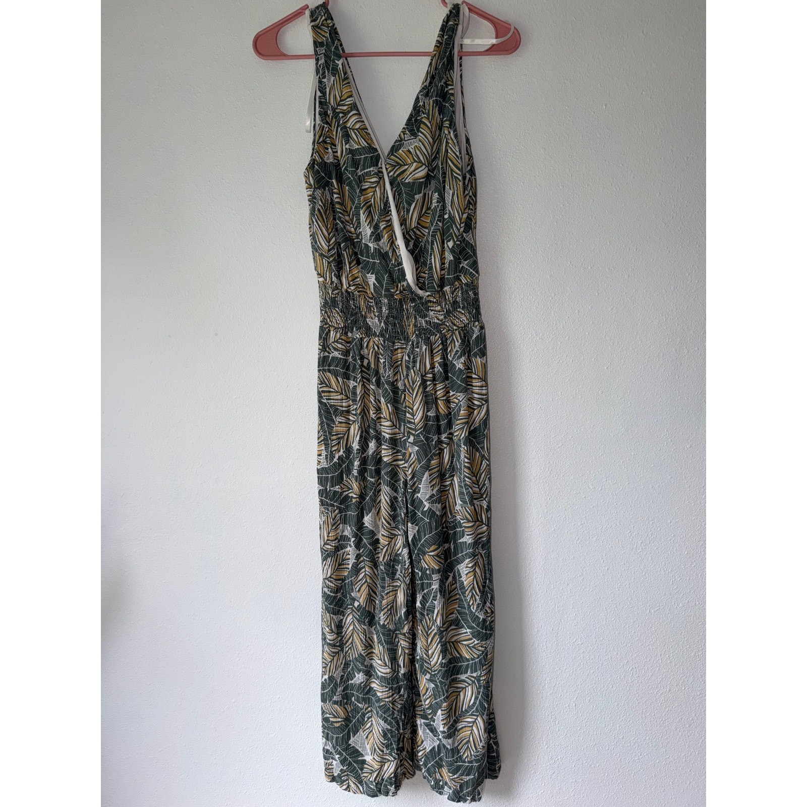 Nine West Green White Sleeveless Tropical V-Neck Leaf Print Jumpsuit Size Small