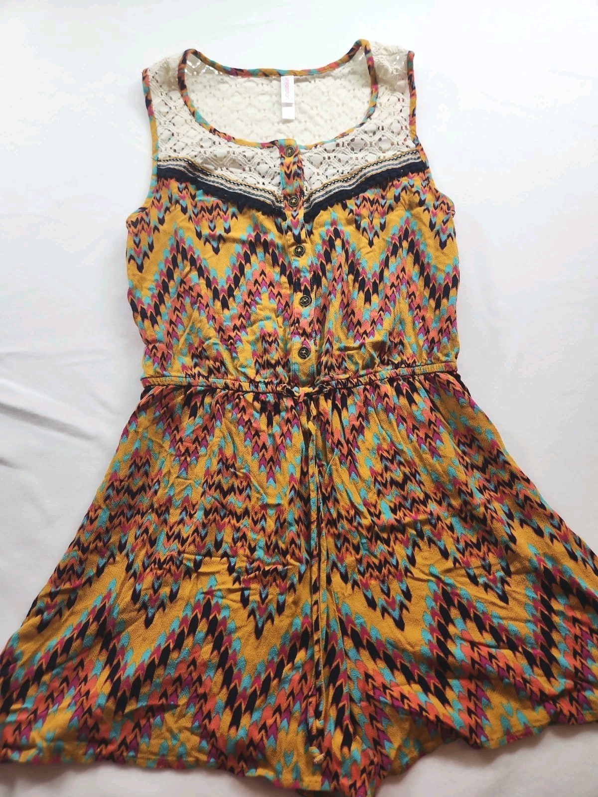 Women’s Juniors Xhilaration Romper, Small, Elastic waist, Button Front, Geometr