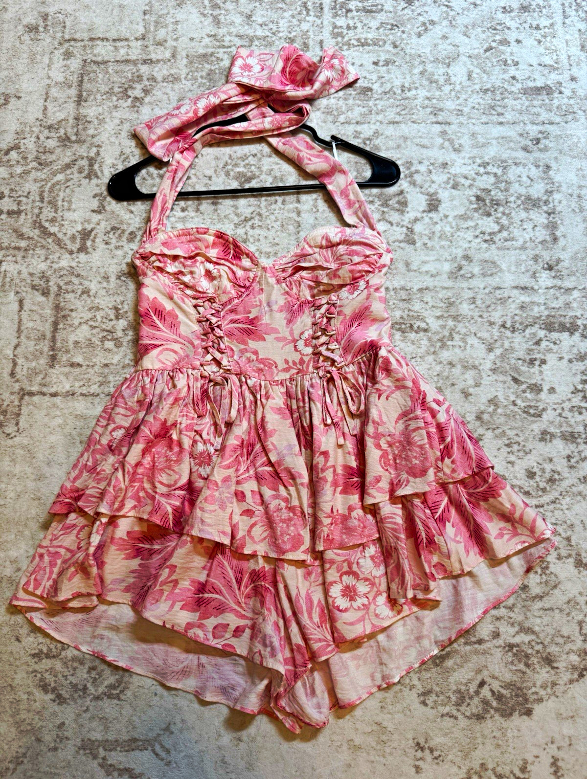 Fashion Nova Pink Floral Halter Sweetheart Lace-Up Ruffle Romper XS NWT Summer