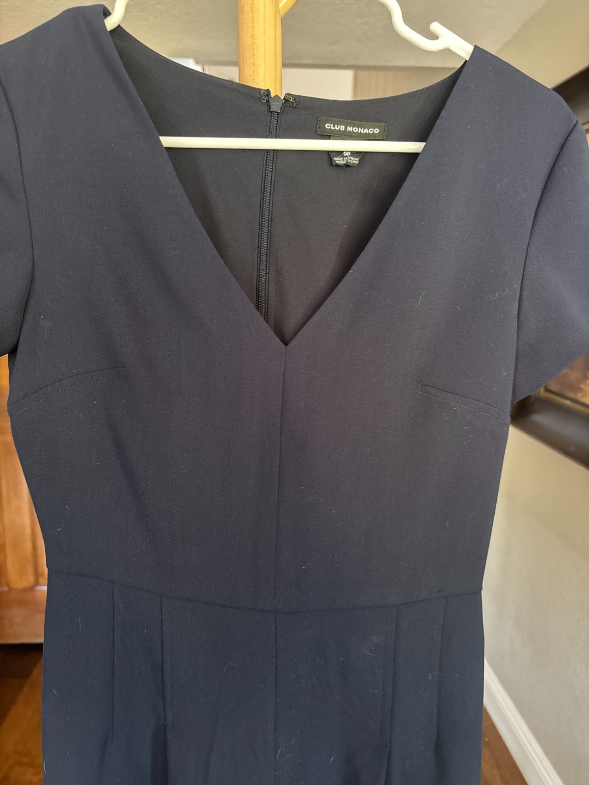 Club Monaco Jumpsuit Size 00 Navy V-Neck Cap Sleeve Wide Leg 100% Polyester