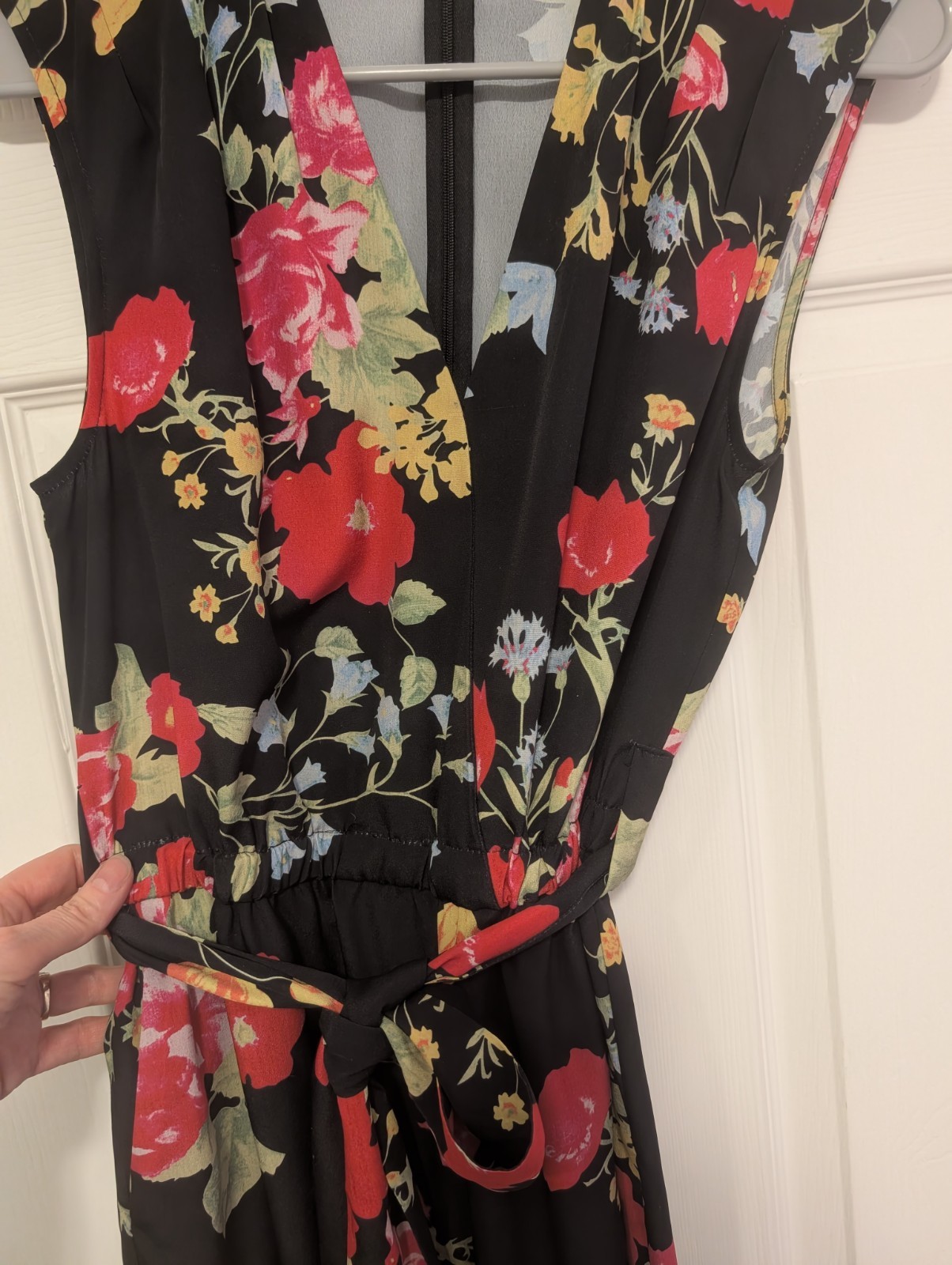 J. Peterman Women’s Floral Sleeveless Belted Jumpsuit Black Size 4