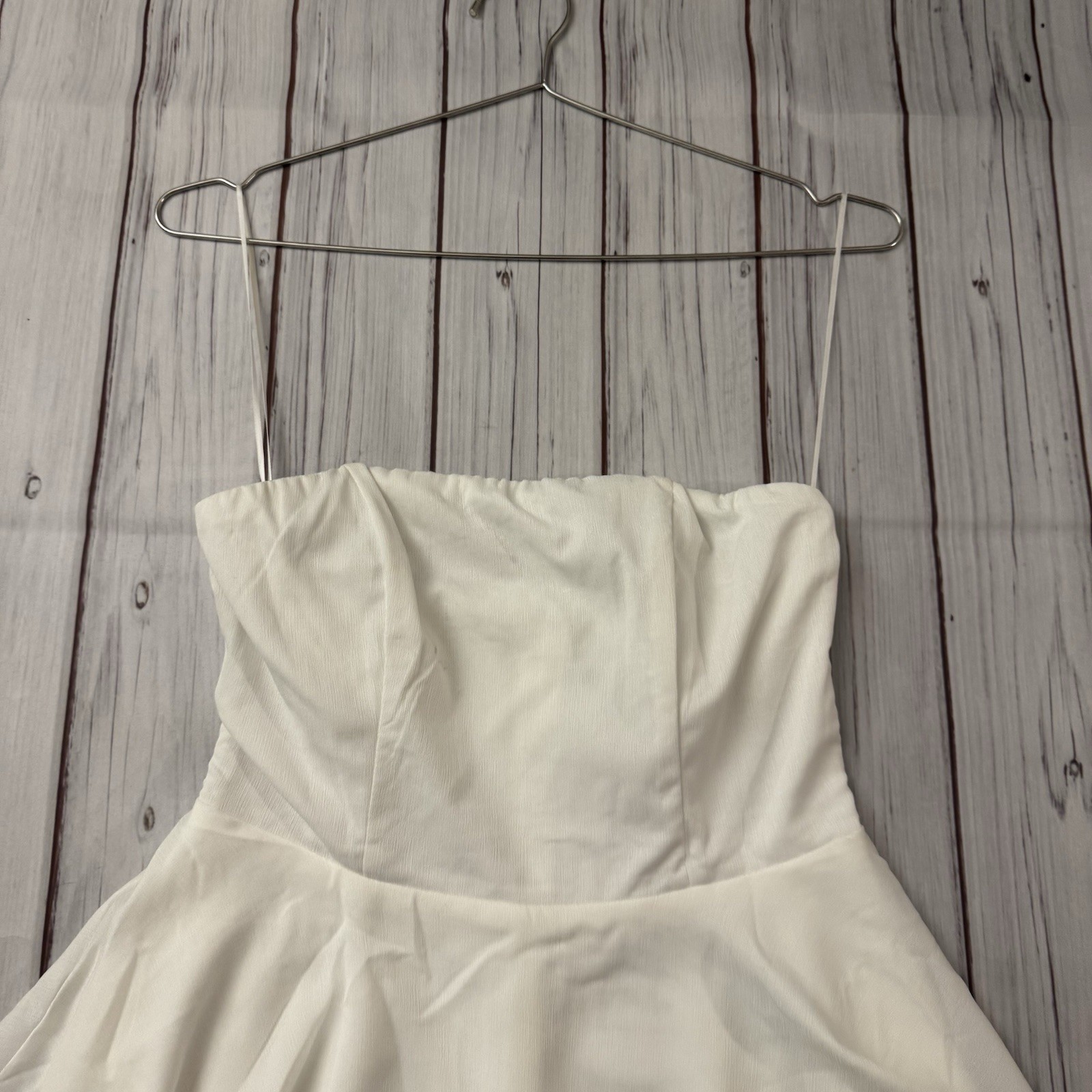 Princess Polly The Rolla Romper Women’s Size 6 White Back Zip Cotton Ruffle