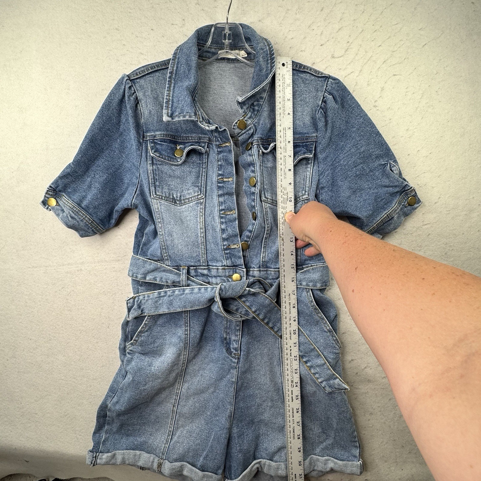 Avec Les Filles Denim Shorts Belted Romper Button-Up Jean Jumper Women’s Medium