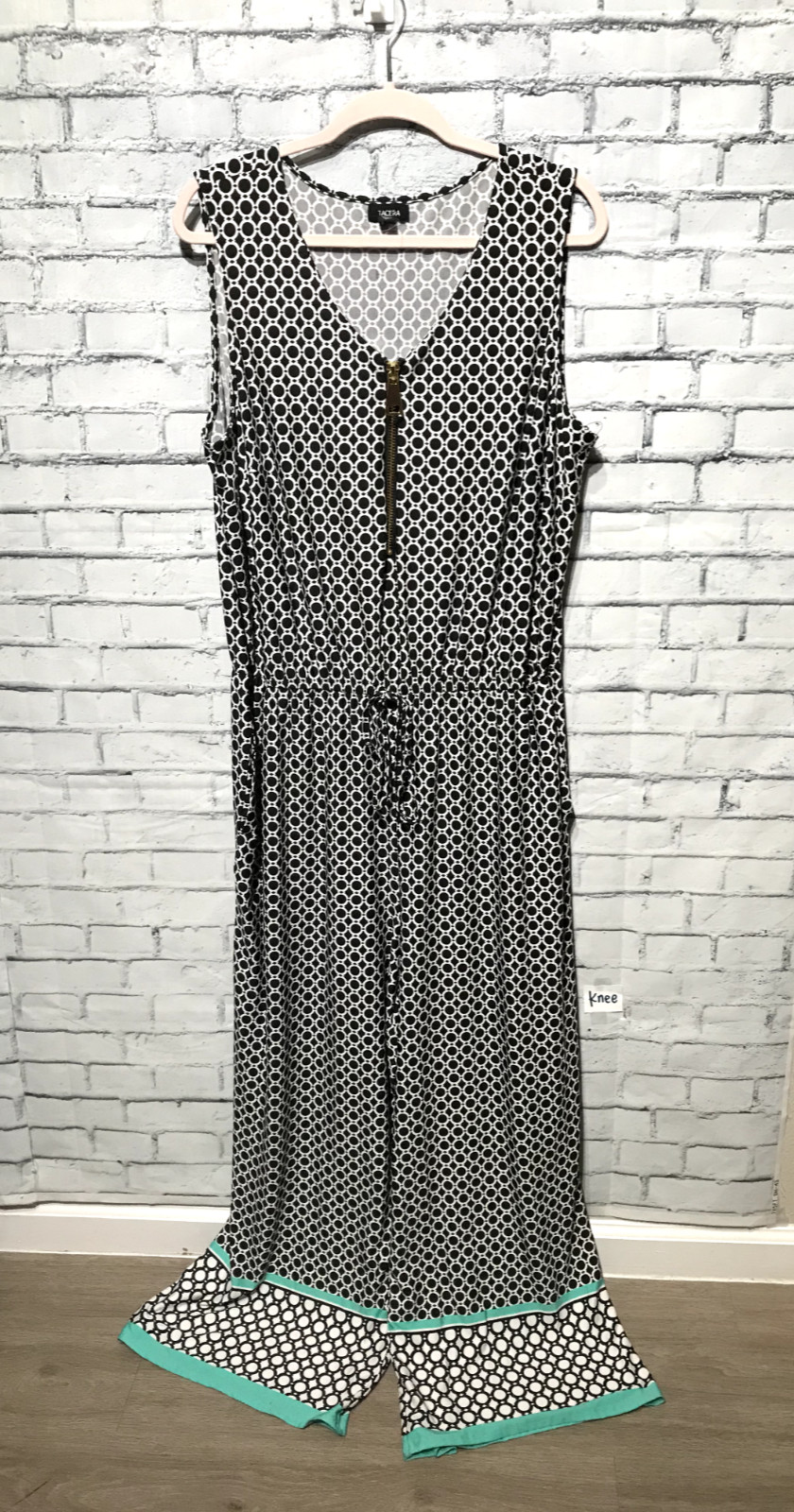 Tacera, Women Plus 2X, Black/White/Turquoise Geometric Sleeveless Zip Jumpsuit