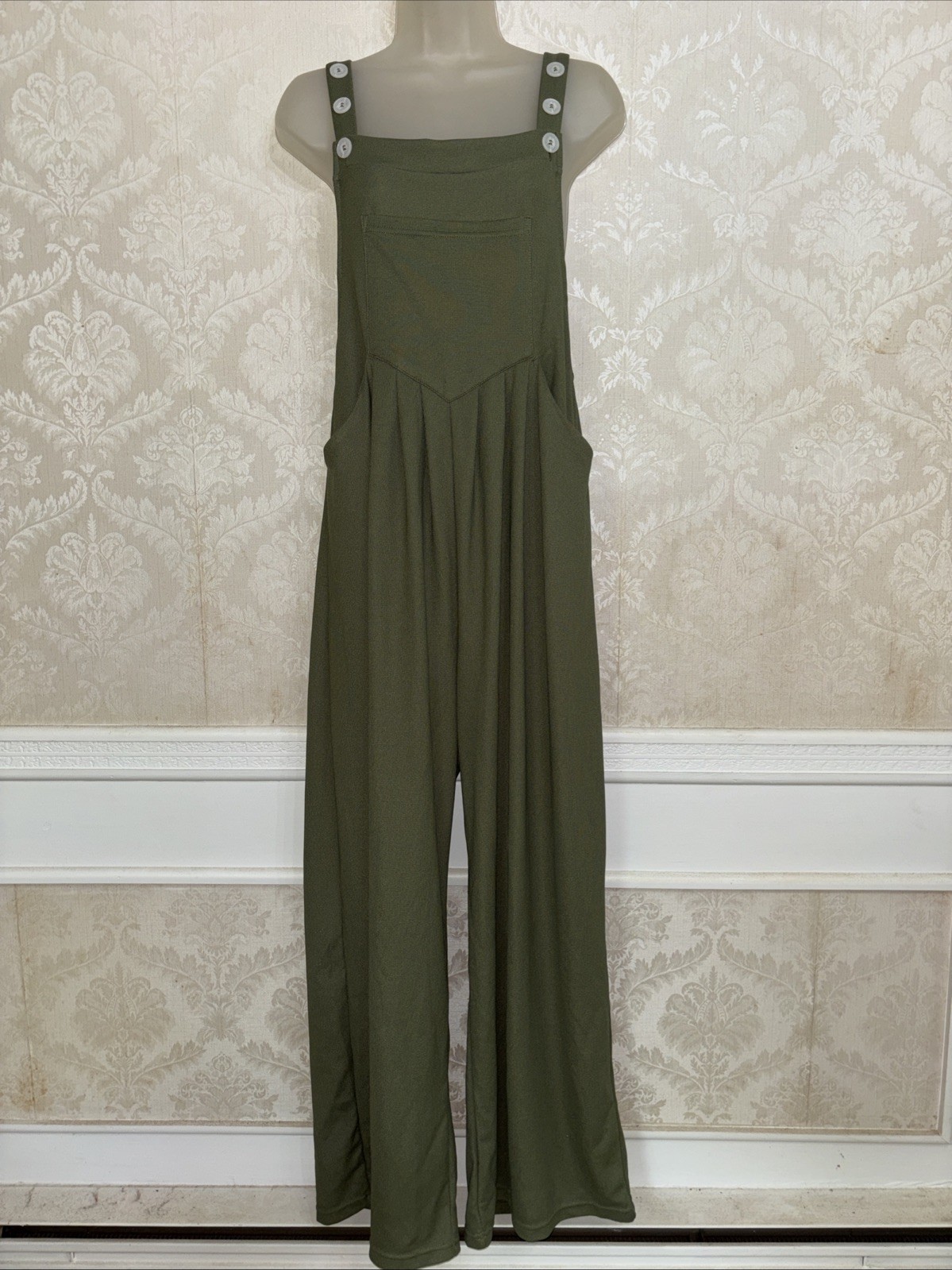 NWT Halara Sleeveless Wide Leg Jumpsuit Size M