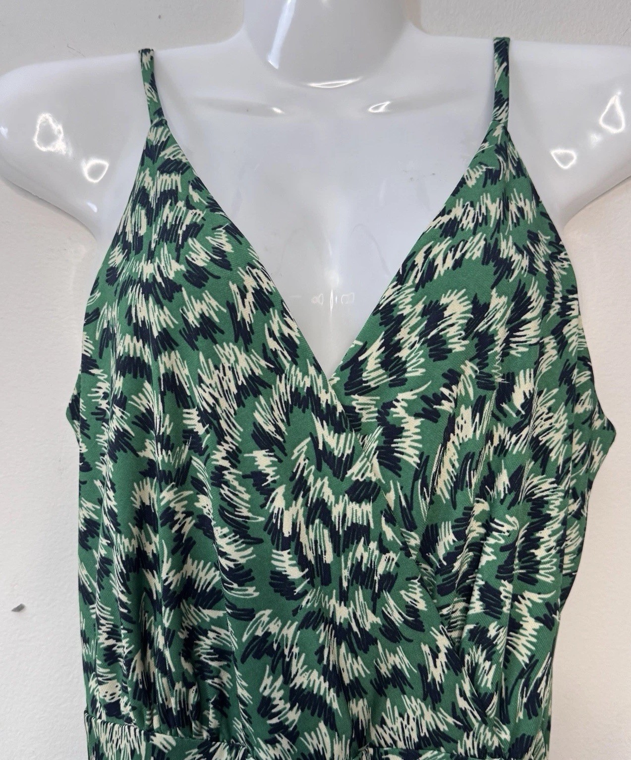 Floral Jumpsuit Small Wide Leg Green Black Sleeveless Wrap Casual Jumper Career