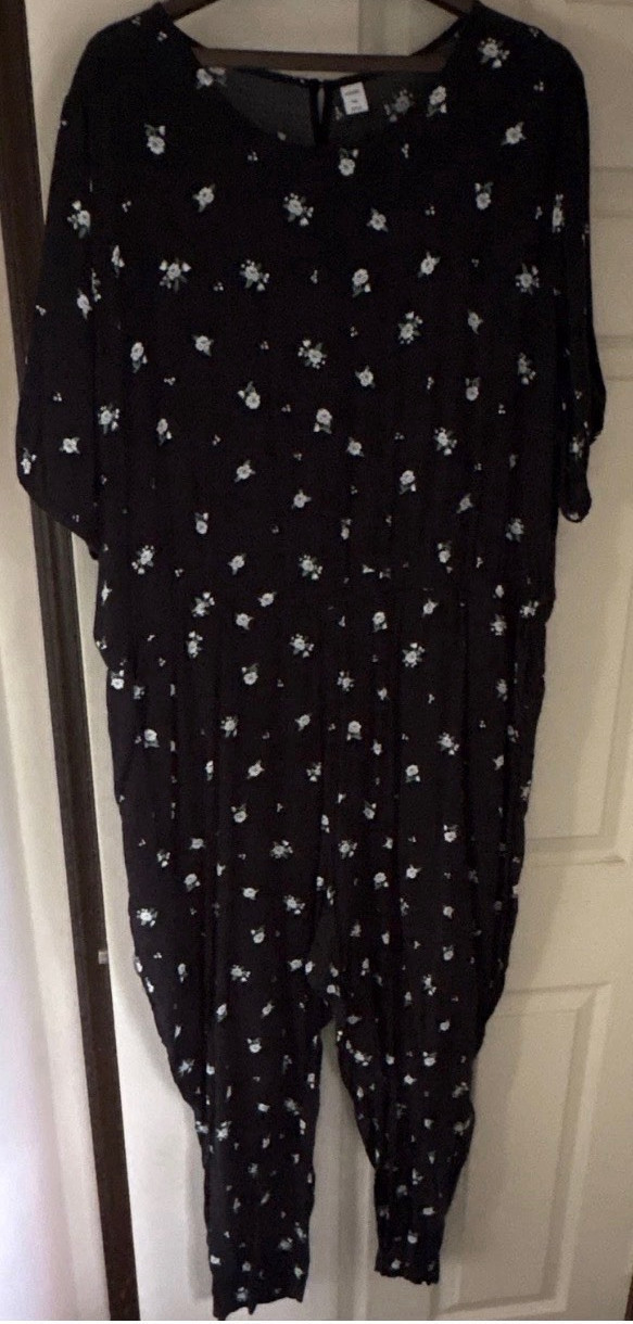 Women’s Black Floral Jumpsuit One-Piece 3/4 Sleeve Scoop Neck Size XXL