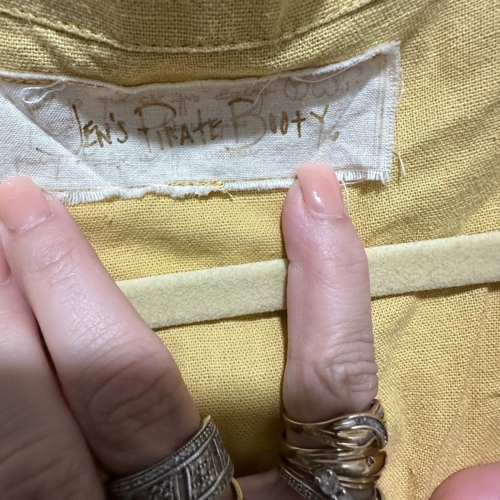 $176 Jen’s Pirates Booty Amazon Palmetto Romper (sold out in this color) M/L