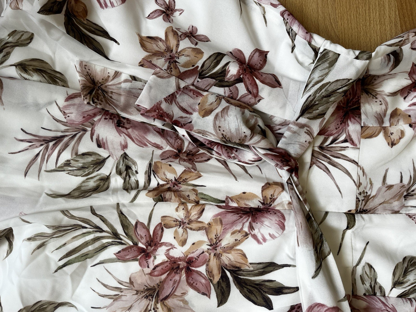 Floral Print Wrap Style Romantic Soft Boho Lightweight Fabric Playsuit Size 10