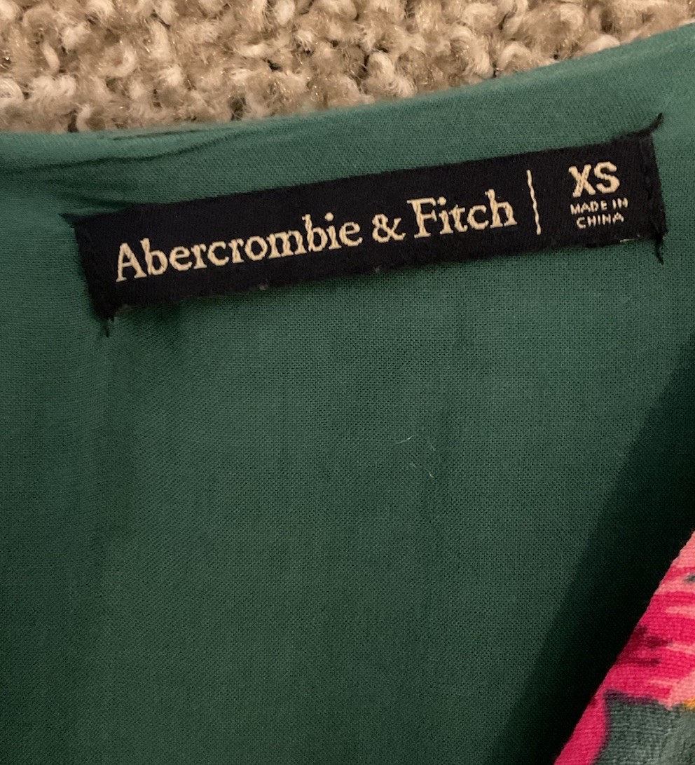 Abercrombie & Fitch green floral long sleeve jumpsuit Boho Whimsy Fairy SZ XS