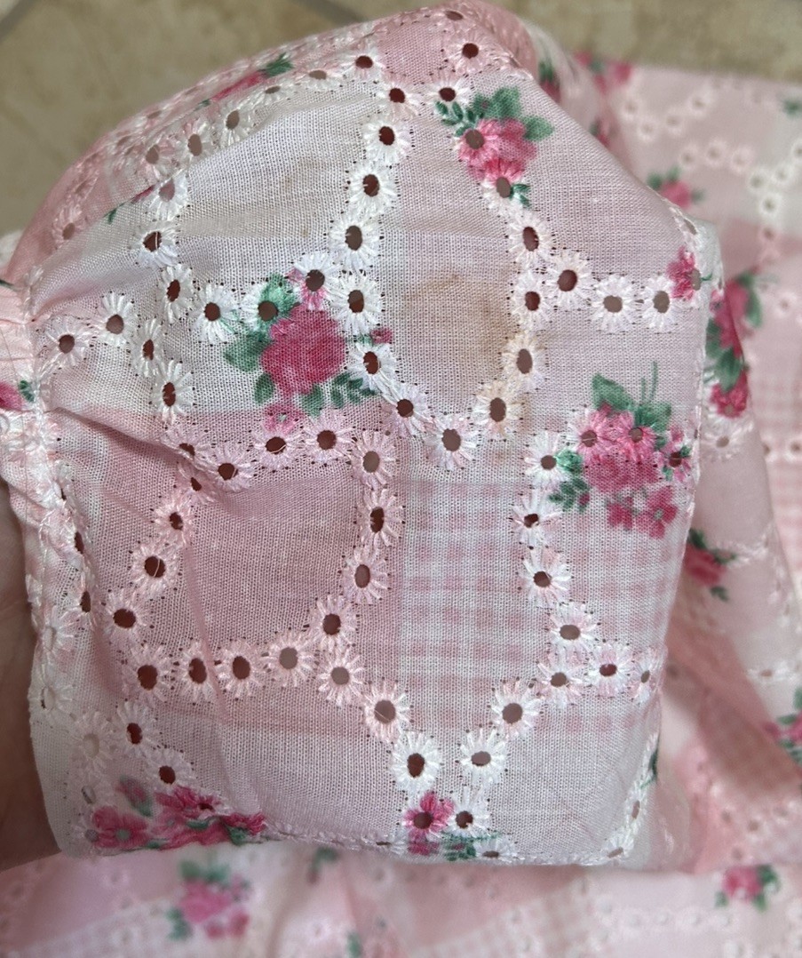 Peach Love California White and Pink Floral Romper size Small