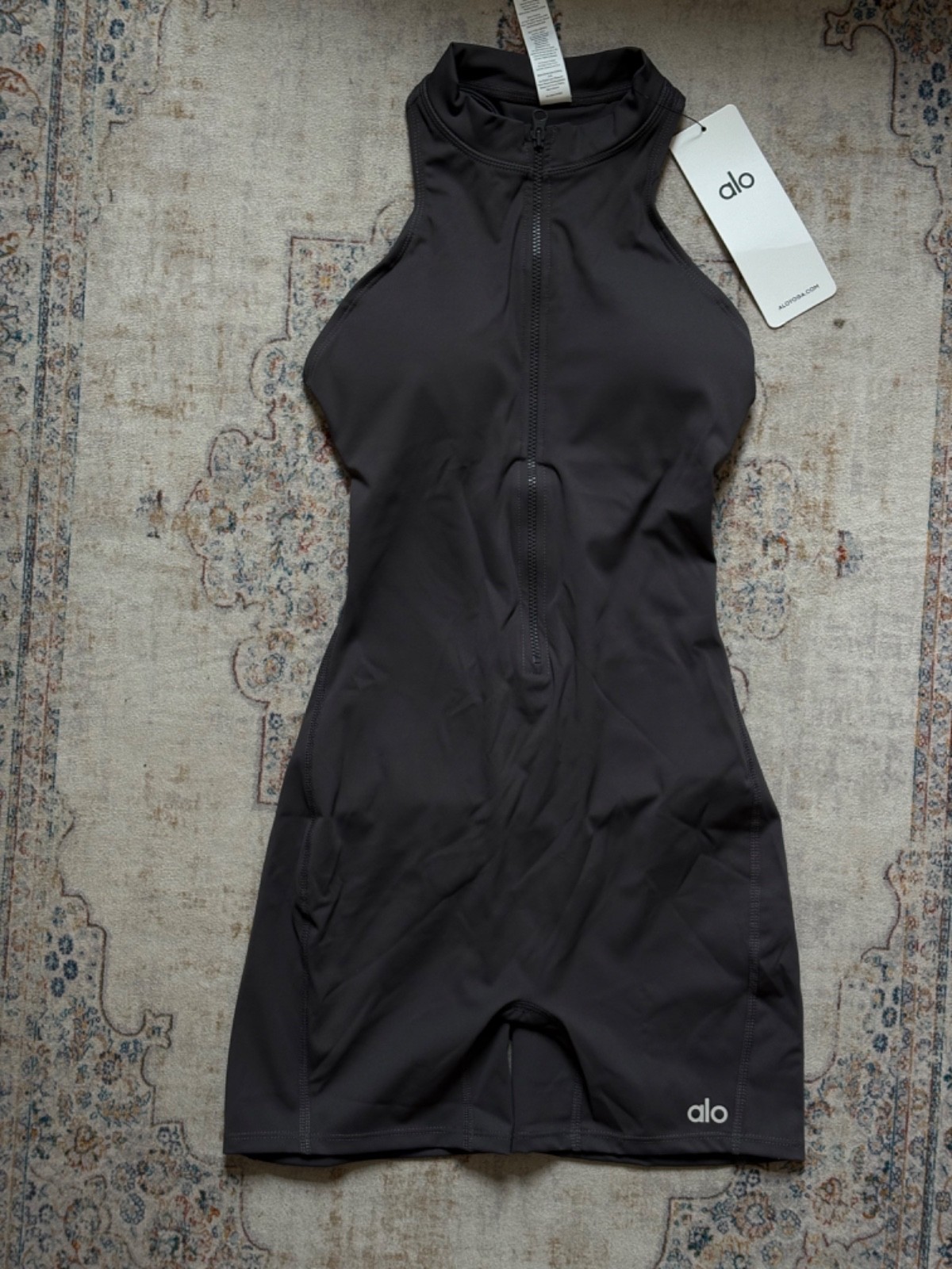 ALO Yoga Women’s Sports Bodysuit Jumpsuit Size S New With Tags