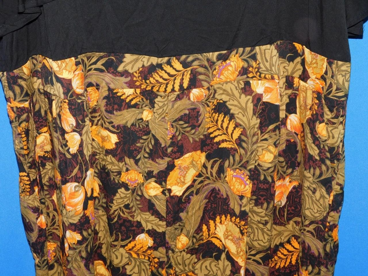 Torrid Size 5 5X NWT Black Orange Floral Challis Romper Shorts Flutter Sleeve