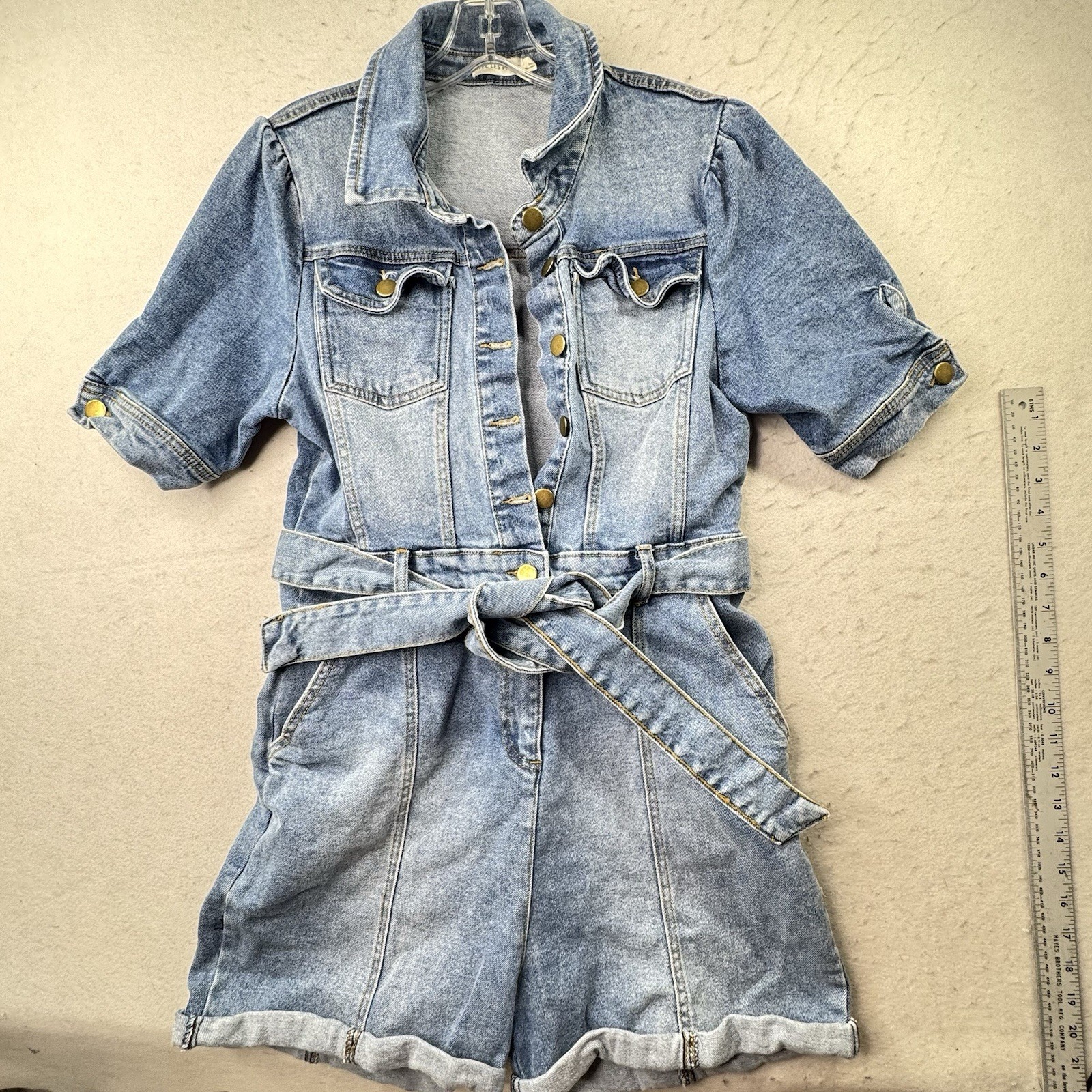 Avec Les Filles Denim Shorts Belted Romper Button-Up Jean Jumper Women’s Medium