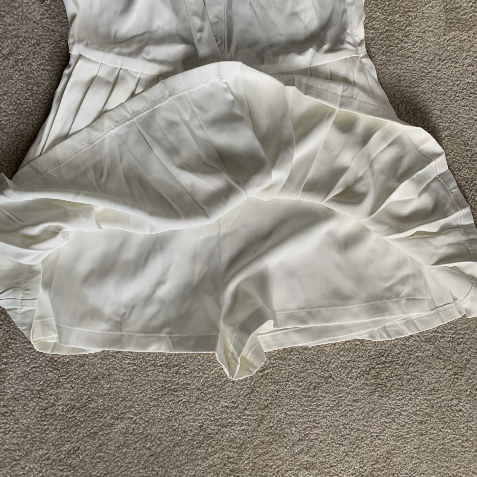 BOOHOO woman’s Contrast Pleated Tennis Playsuit White Size US8