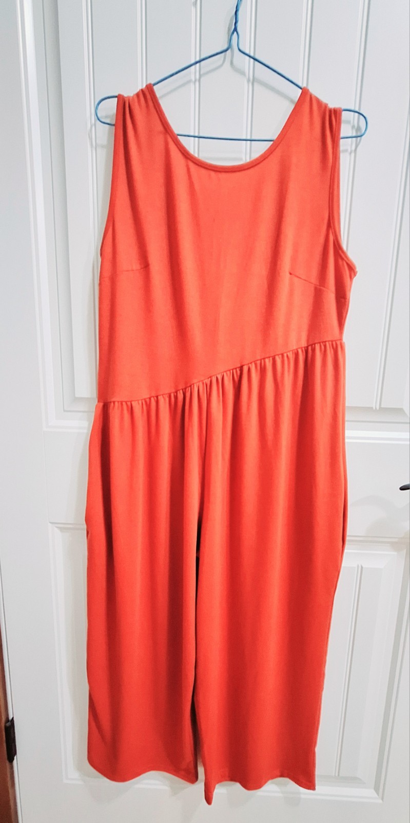 NWOT Relaxed Fit Jumpsuit with Pockets, Front/Back Wearable