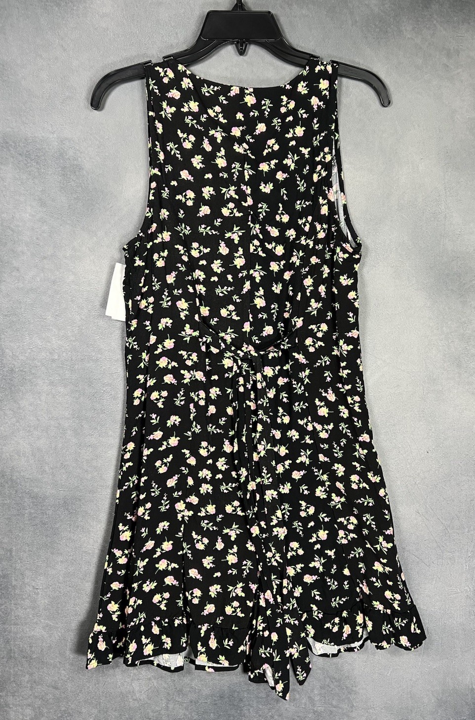 BP Nordstrom Black Floral 100% Rayon V Neck Romper Sleeveless Women Small