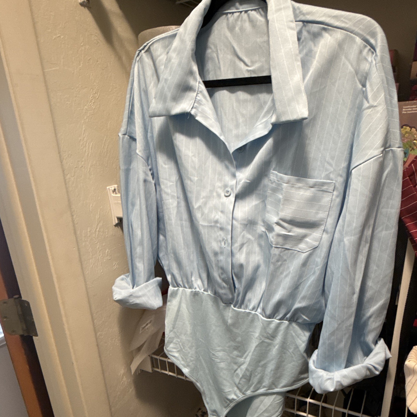 Women’s Blue Solid Collared Button-Front Long Sleeve Jumpsuit Size M