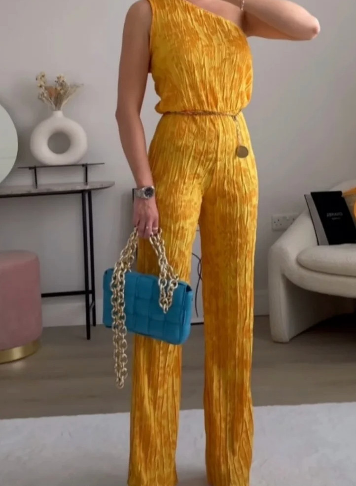Zara one shoulder 70’s inspired jumpsuit yellow golden color size small casual