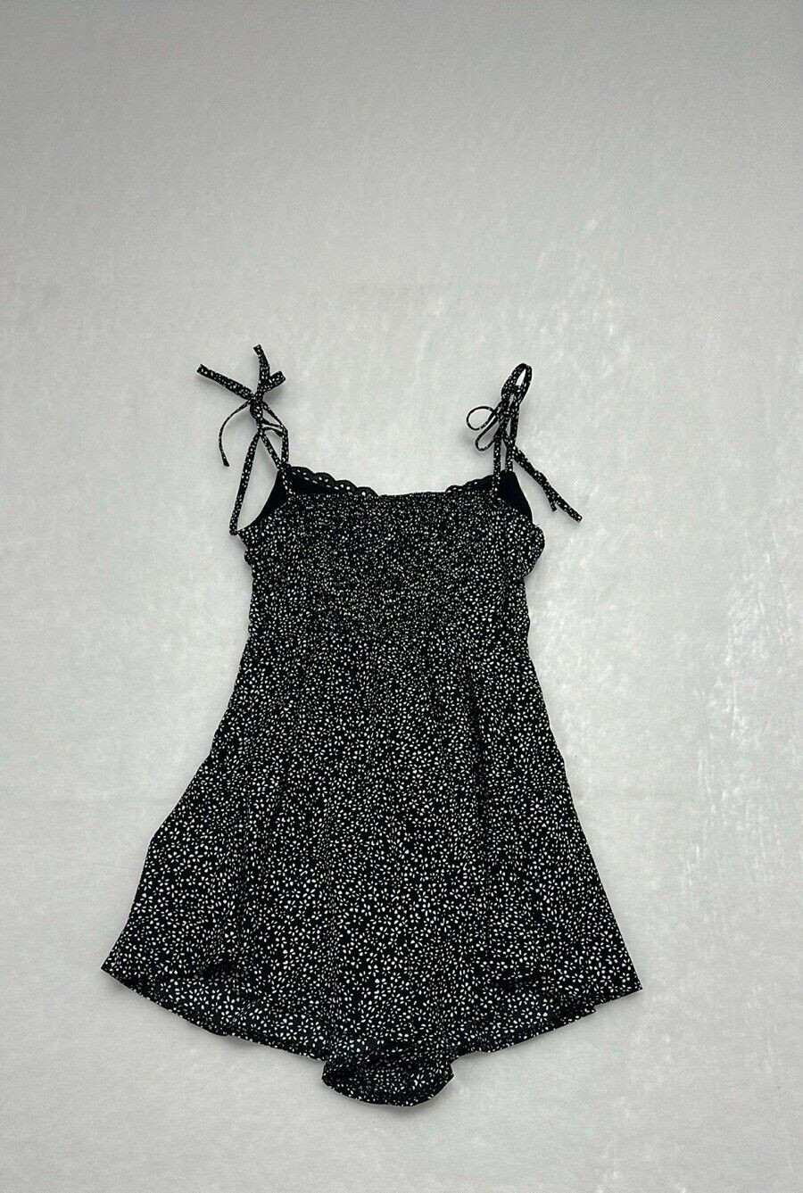 Princess Polly Rada Playsuit Black/White Romper Sz 4