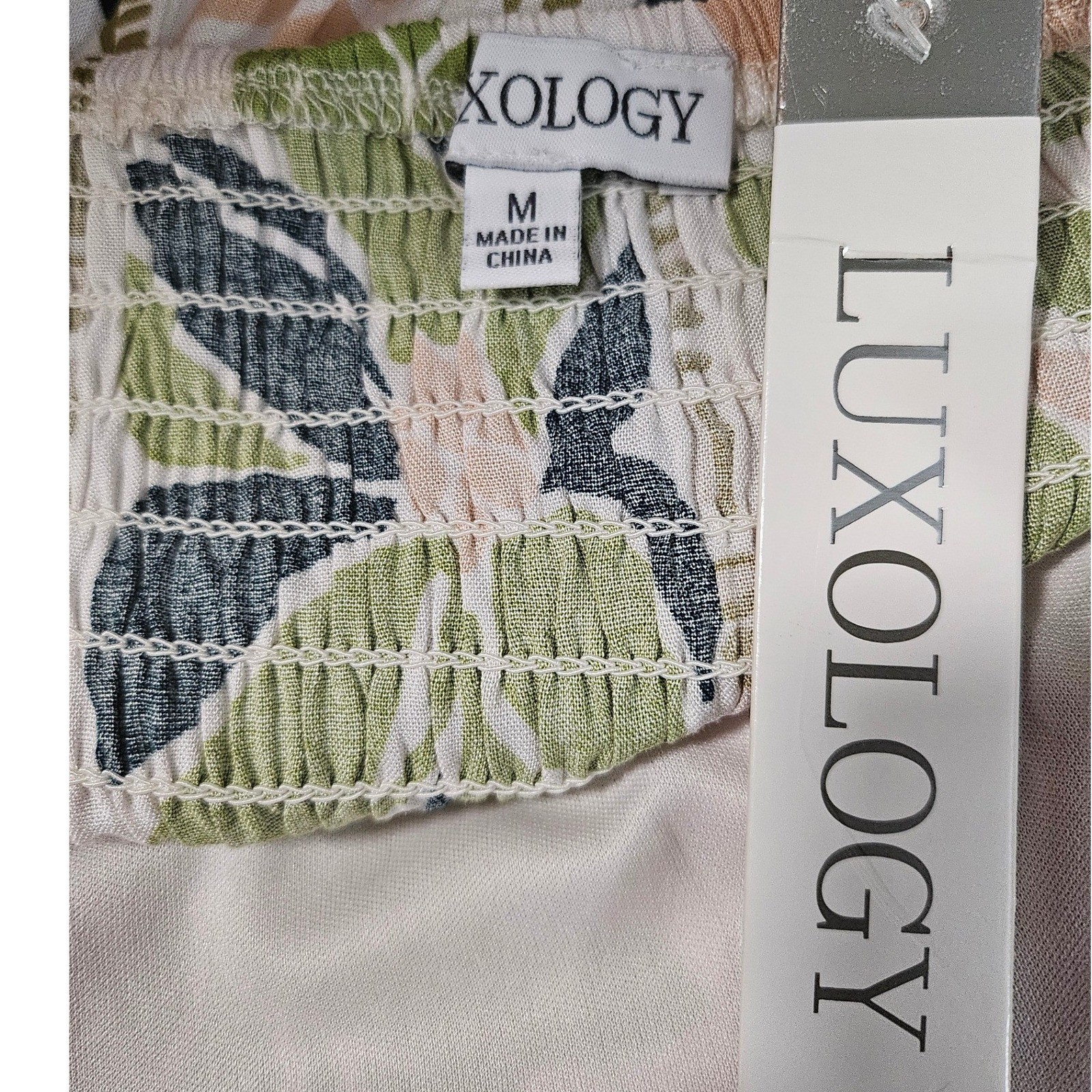 Luxology Women Green Tropical Floral Wide Leg Jumpsuit Size Medium NWT