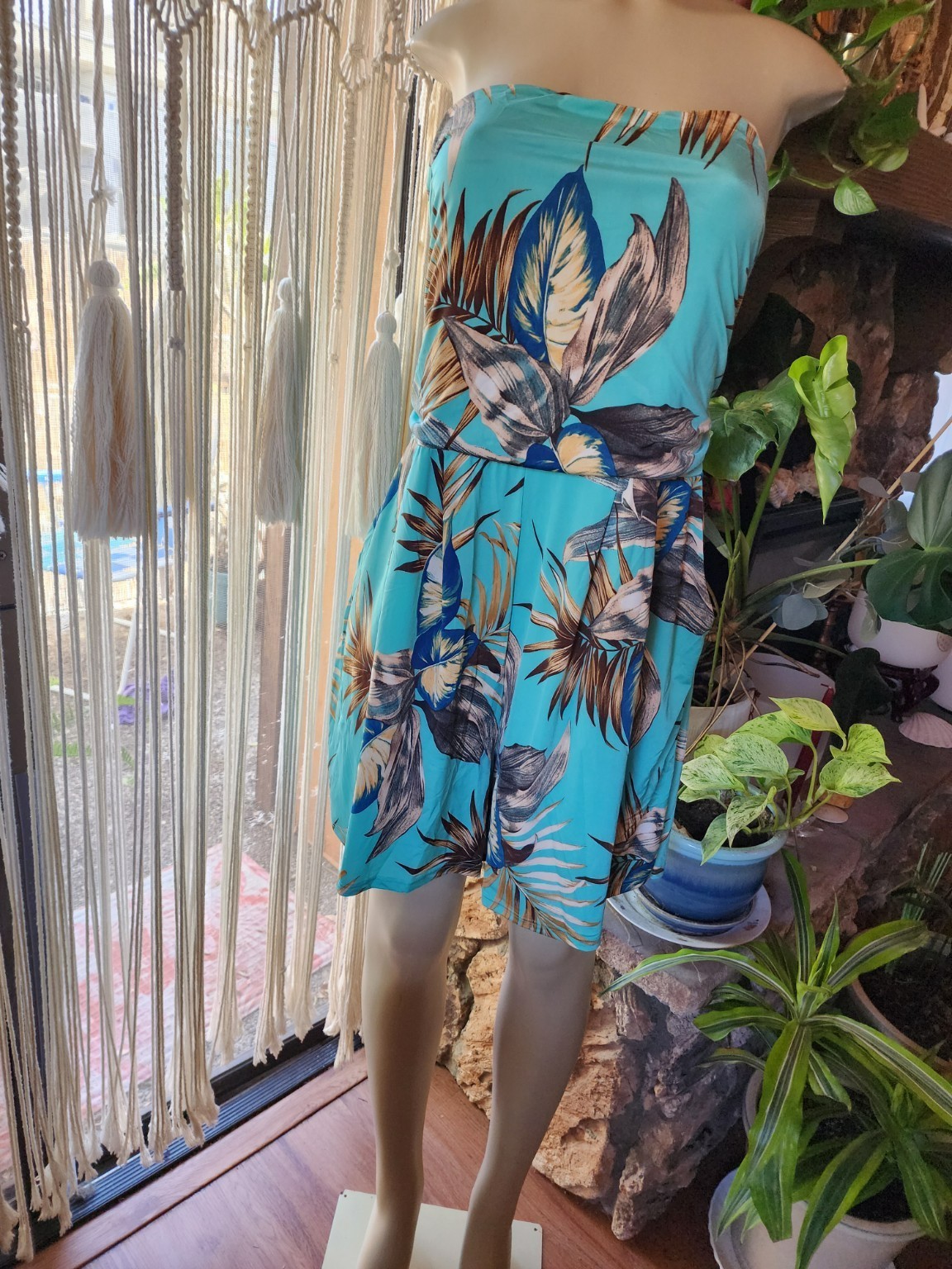 Women’s 1X Tropical Strapless Romper Blue Air Wick Wrinkle Resistant Travel