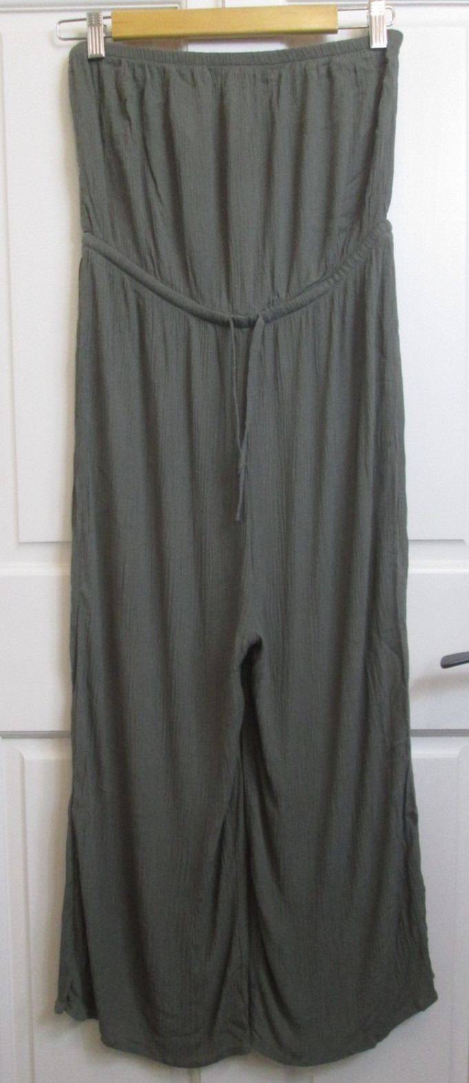 NWT Rue21 Green Tube Top Jumper/Romper Womens Size L Pull On Capri 223-36975