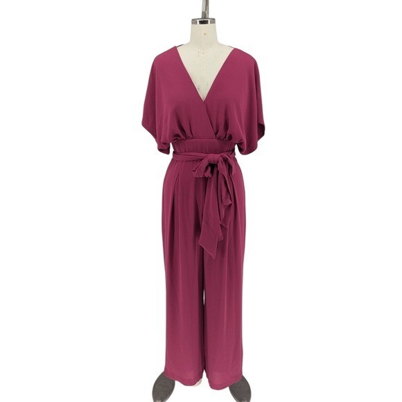 00961 WHBM Butterfly Sleeve Cropped Jumpsuit Pink size 4 preppy Business casual