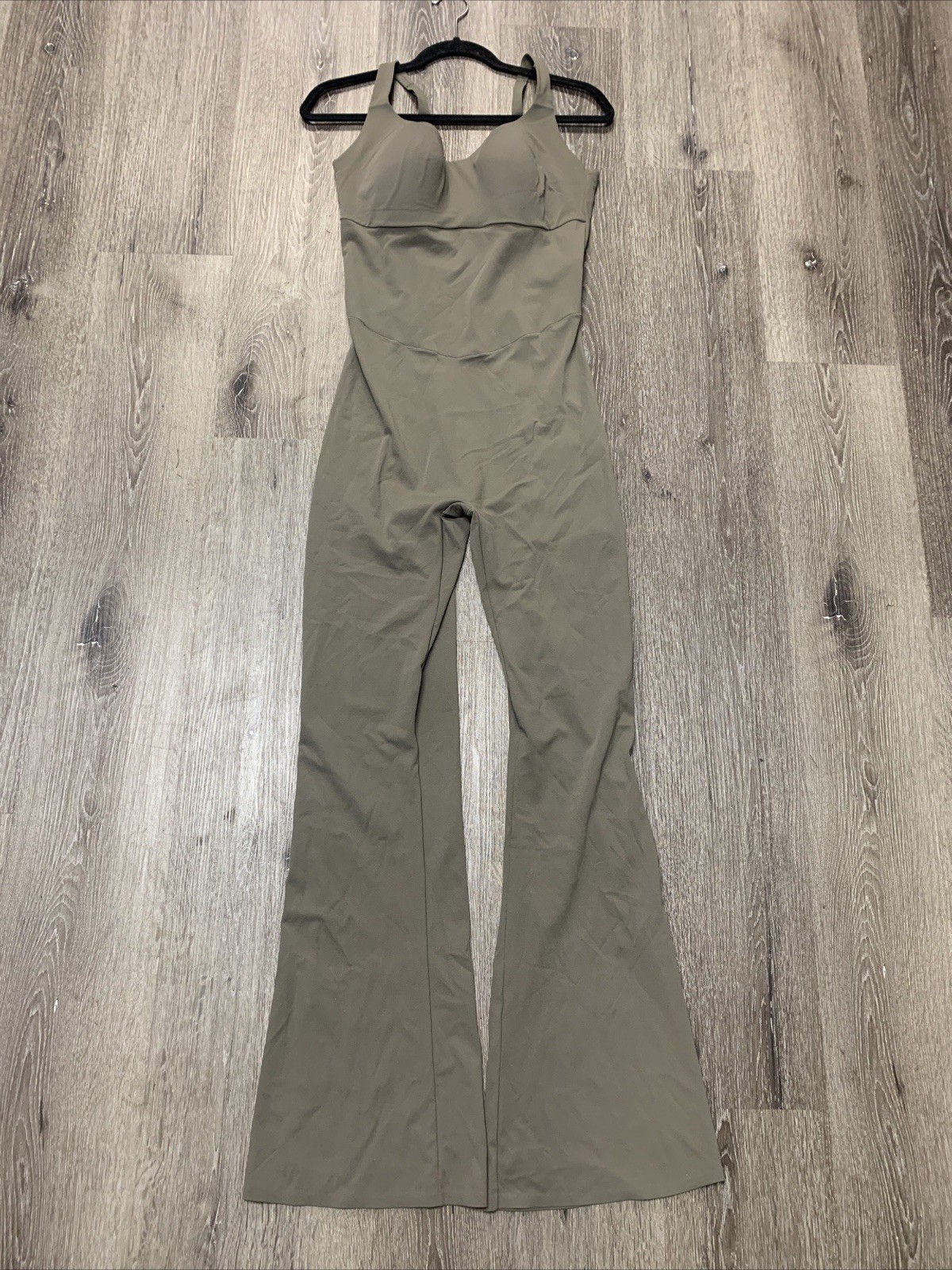 Victoria’s Secret VSX Cross-Back Flare Jumpsuit size XL Green