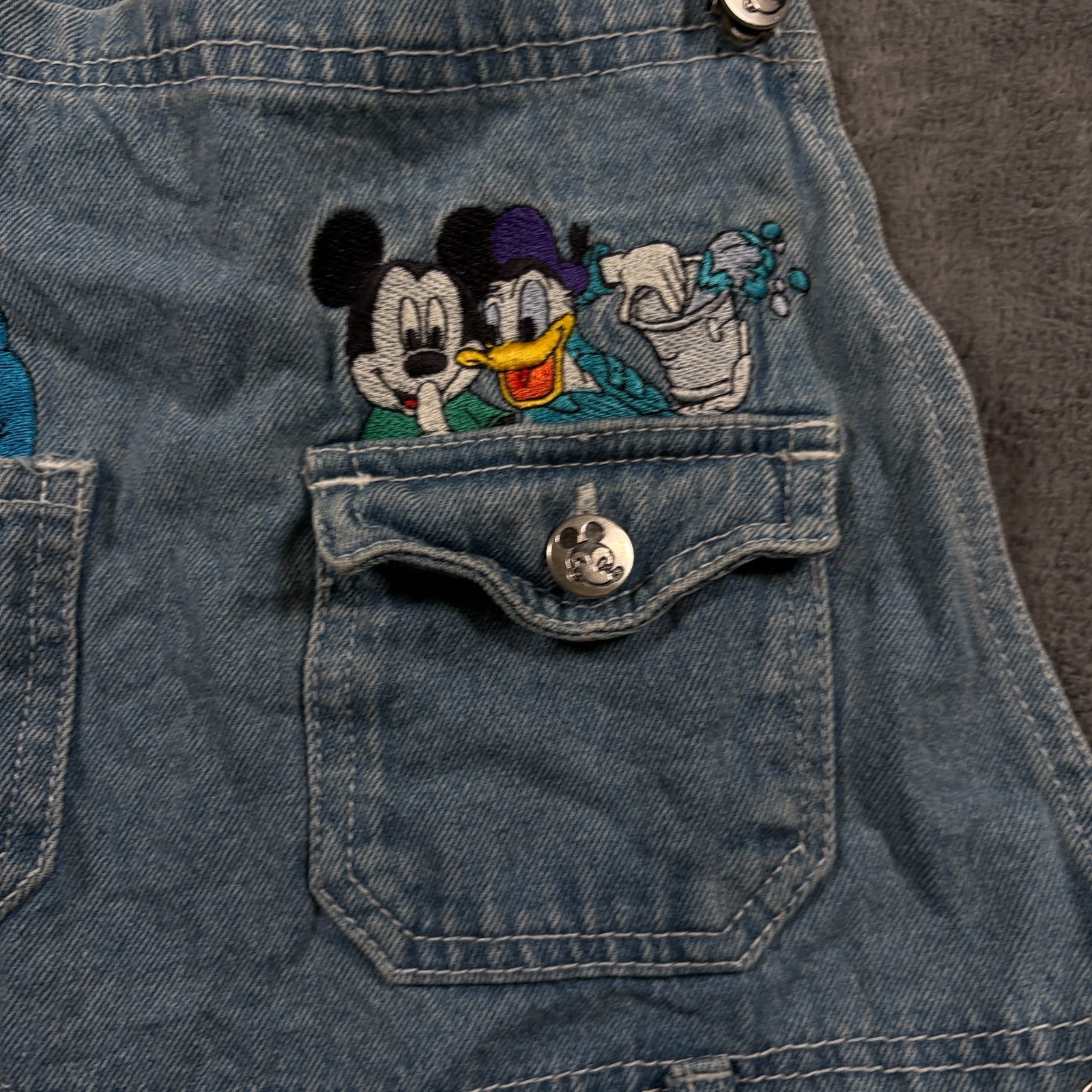 Vintage Disney Mickey + Friends Unlimited Overall Shorts Women Medium Romper