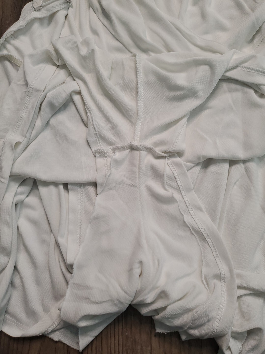Kimchi Blue V-neck Veruca Skirted Wrap Romper Side Zipper Color White Size Large