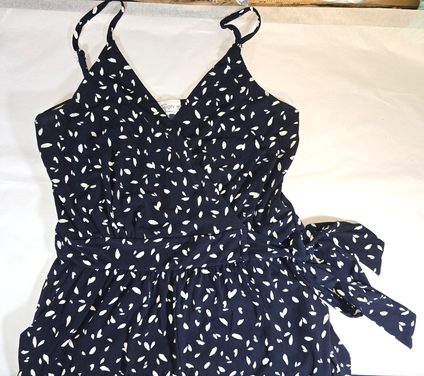 Kaileigh Sz M Confetti Print Pantsuit Spagetti Straps Side Tie Elastic
