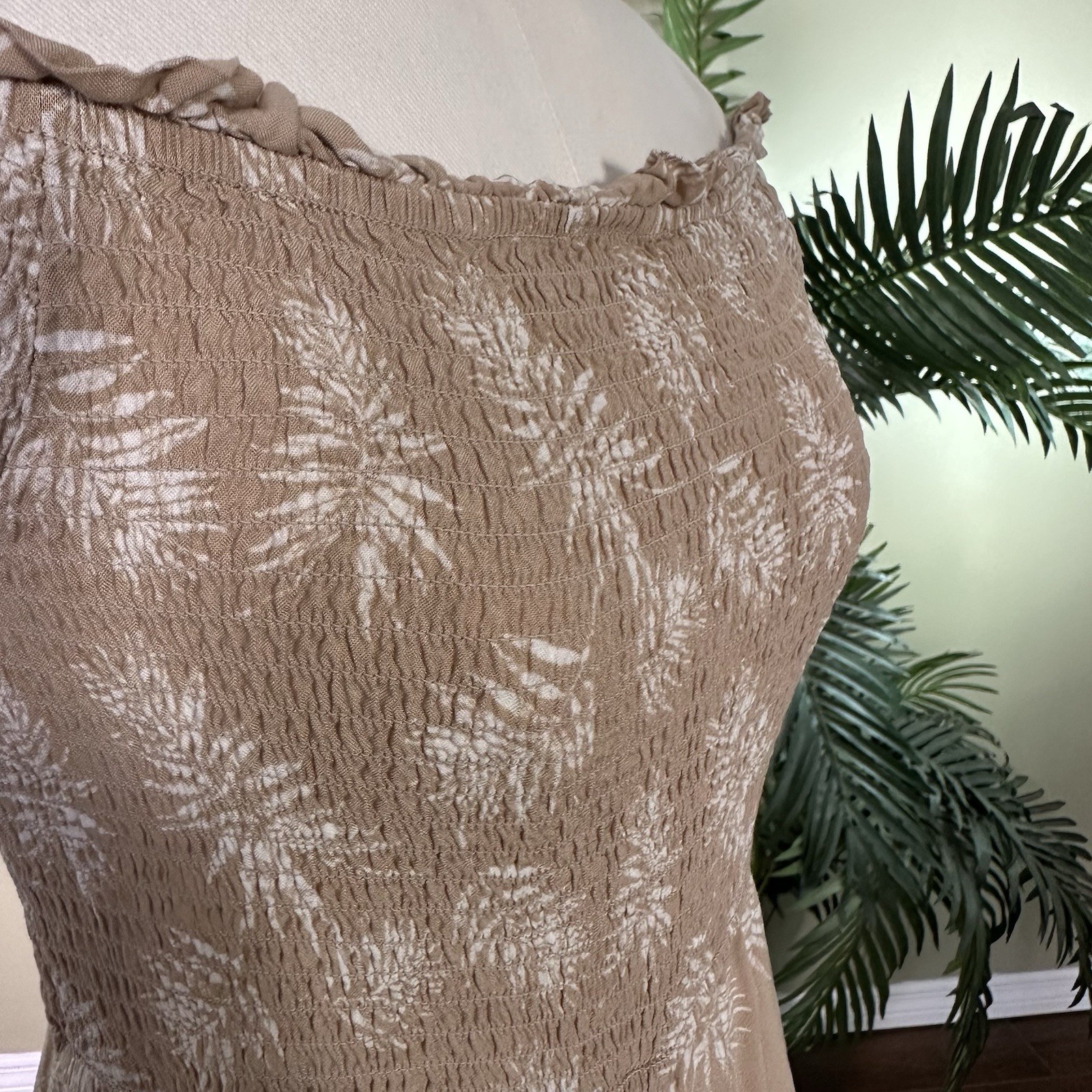 Audrey Parks x Francesca’s Romper Women L Smocked Bodice Pockets Ankle Tropical