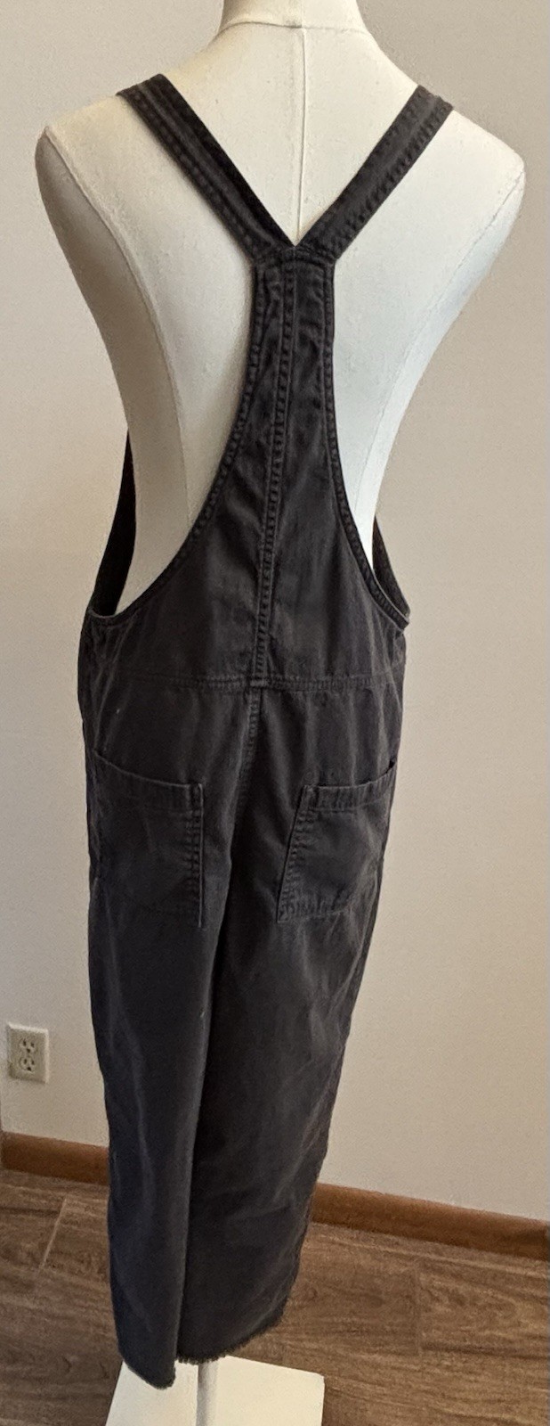 Aerie Charcoal Gray Overalls Womens M Relaxed Straight Leg Utility Raw Hem