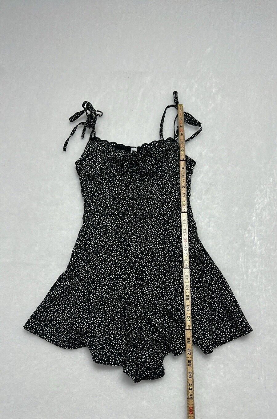 Princess Polly Rada Playsuit Black/White Romper Sz 4