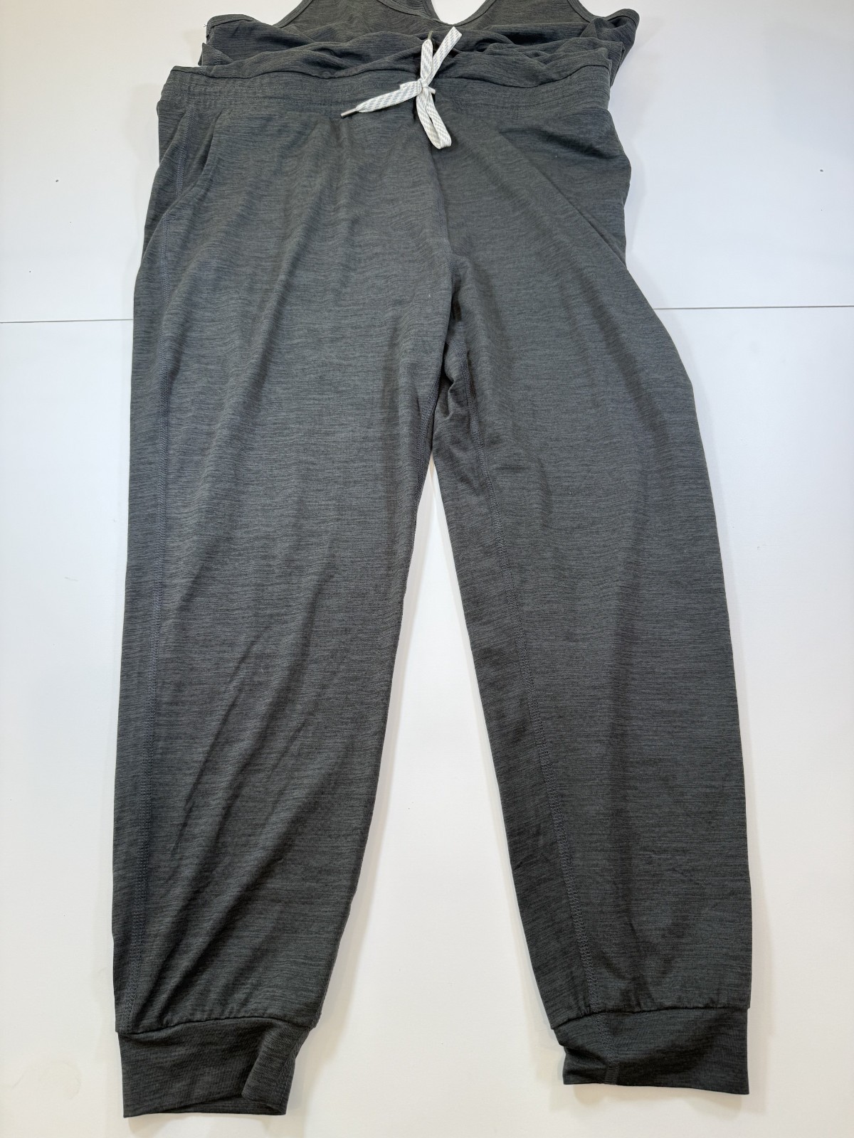 Vuori women’s gray tank romper size large