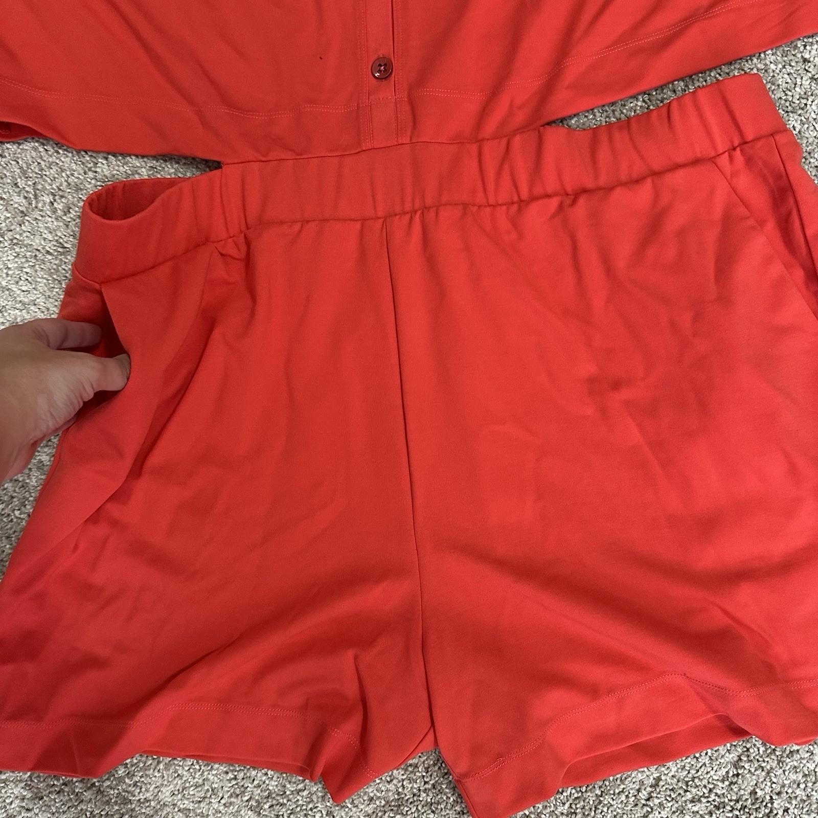 CAbi Hibiscus Romper Womens Size XL Style 6809 Coral Sleeveless Open Back Vneck