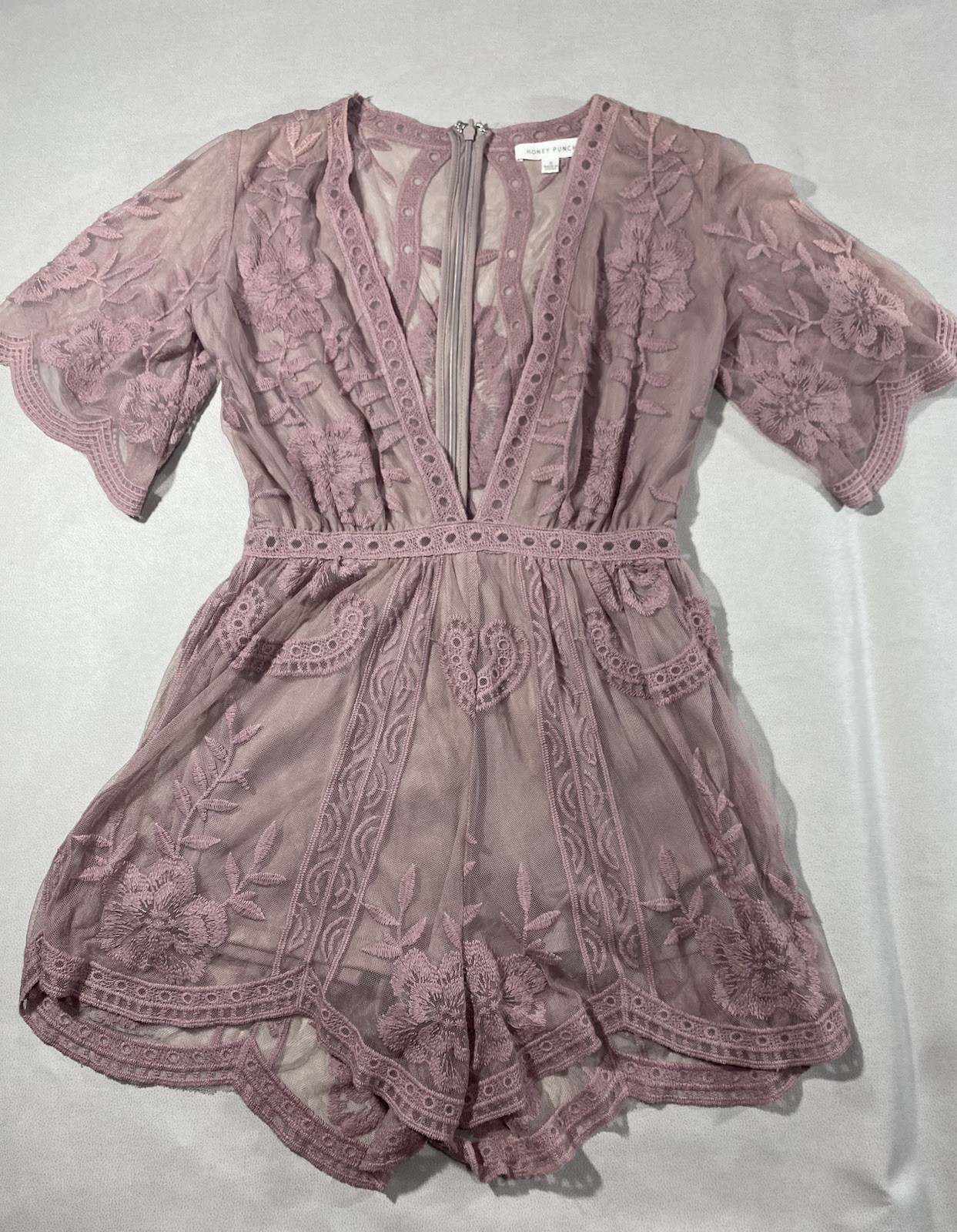 Womens Size S Honey Punch Boho Floral Mauve Romper Short Sleeve