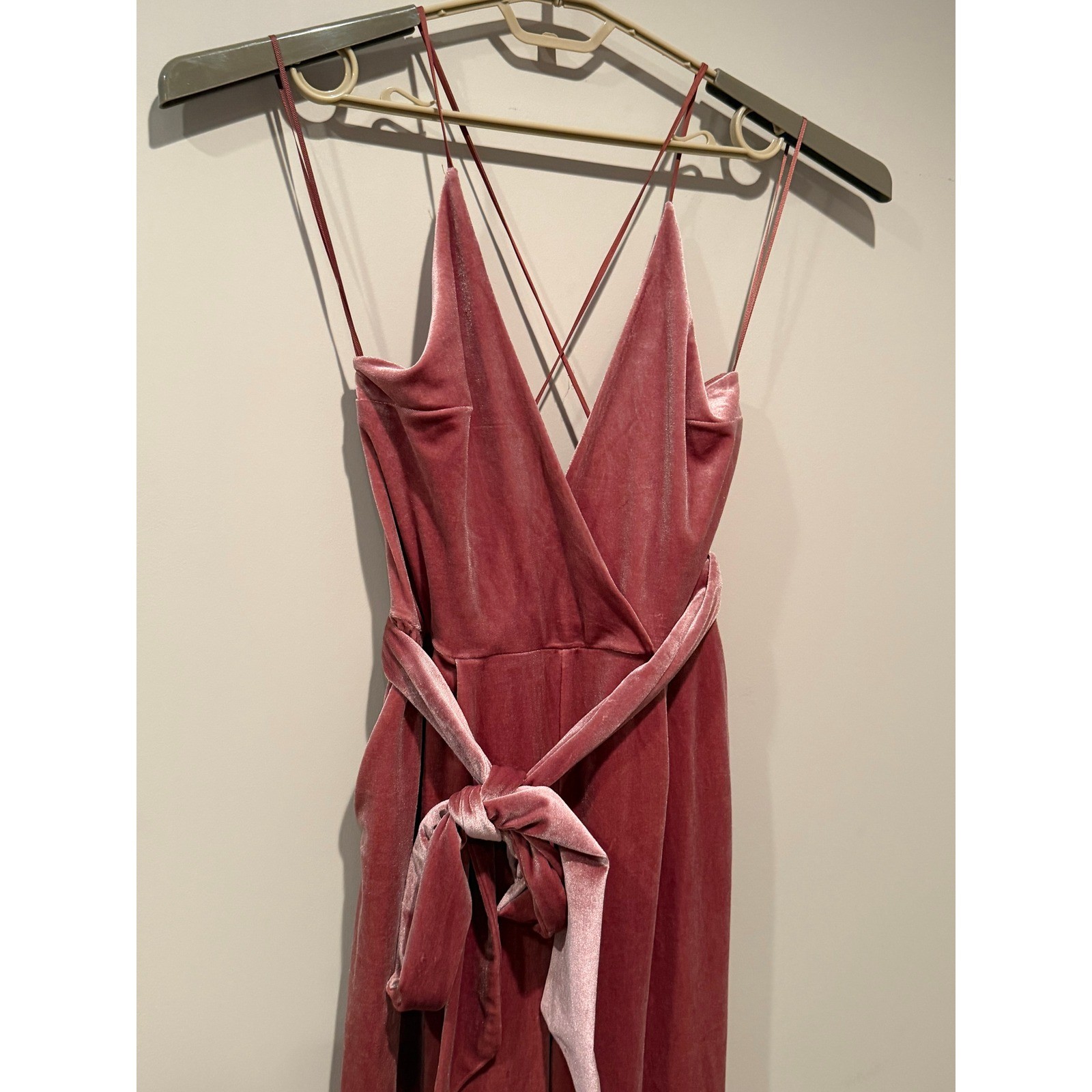 NWT Express Dusty Rose Velvet Jumpsuit Criss Cross Back Tie Waist Wide Leg
