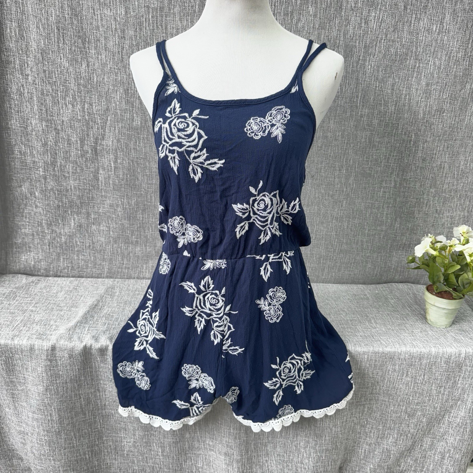 Sequin Heart Romper XL Navy blue floral embroidered 100% Rayon in built shorts