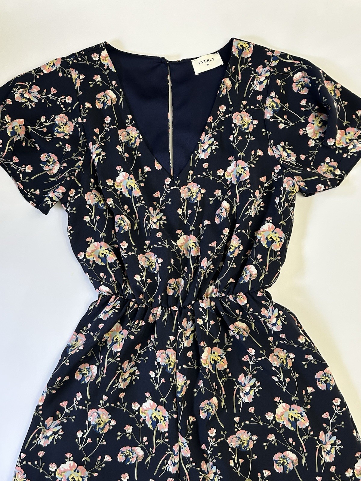 Everly Midnight Wish Navy Floral Romper Size Small