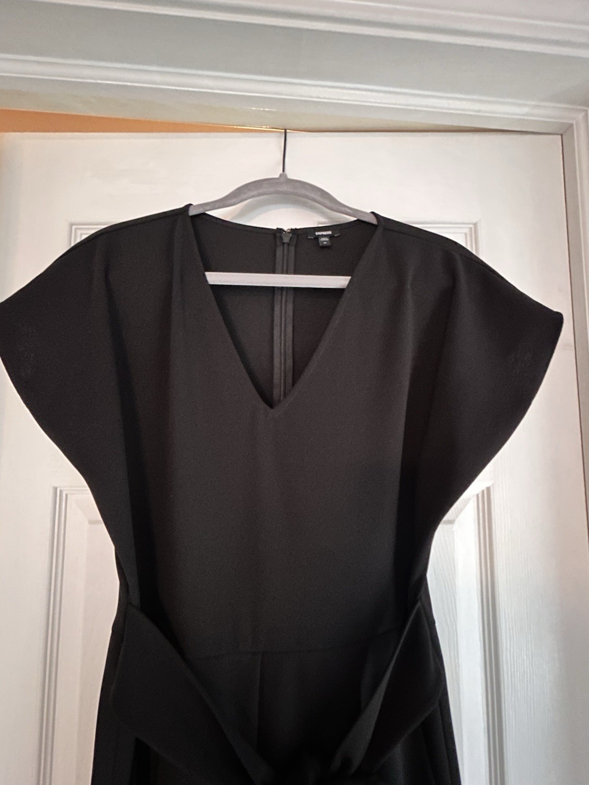 Women’s Express Black Medium Jumpsuit With Pockets Tie Waist Zipper Back